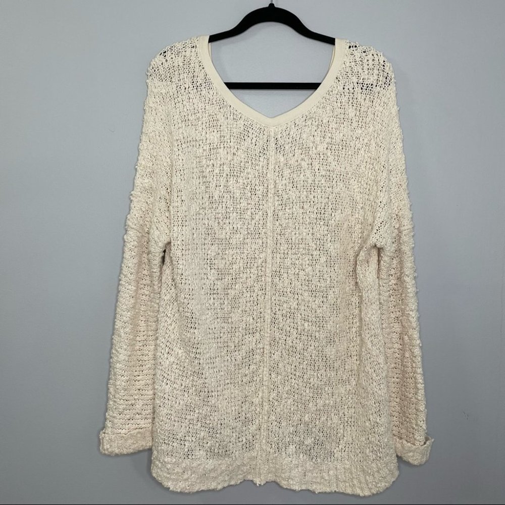 Free People Songbird Boucle Knit V Neck Pullover Sweater - Picture 3 of 8